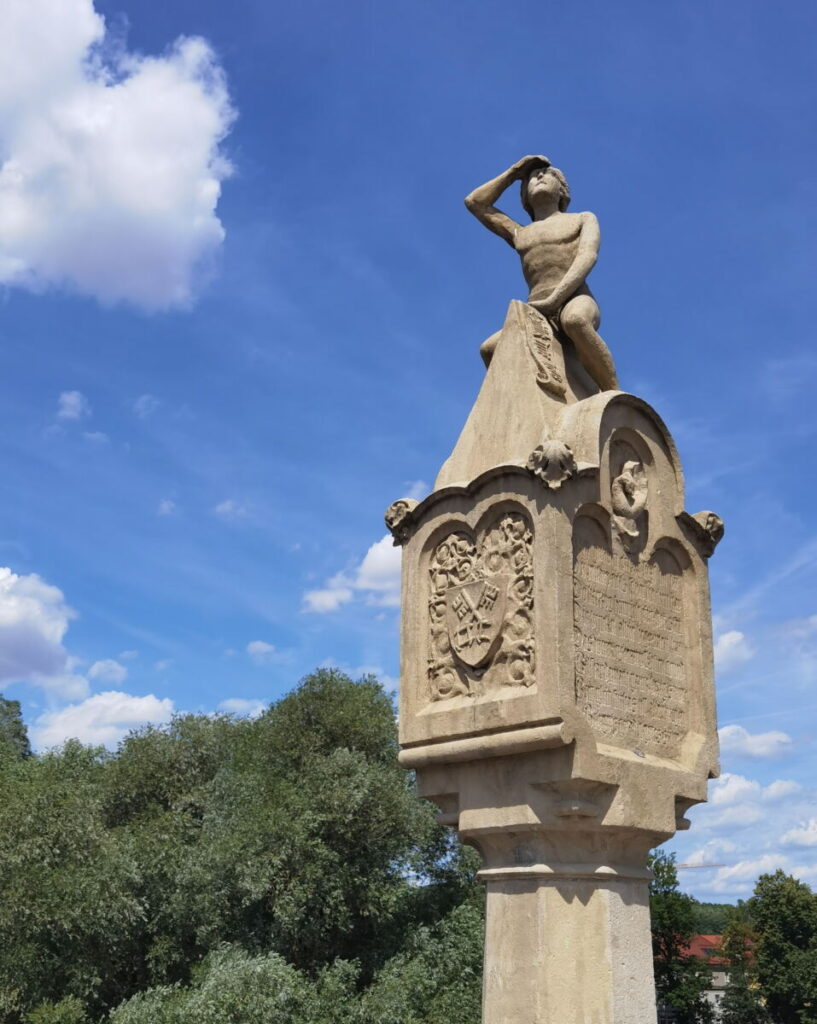 Bruckmandl Regensburg - Sehenswürdigkeit auf der Steinernen Brücke